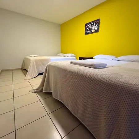 The Urban Getaway - 4 Bedrooms 3 Bath Baños Exterior foto