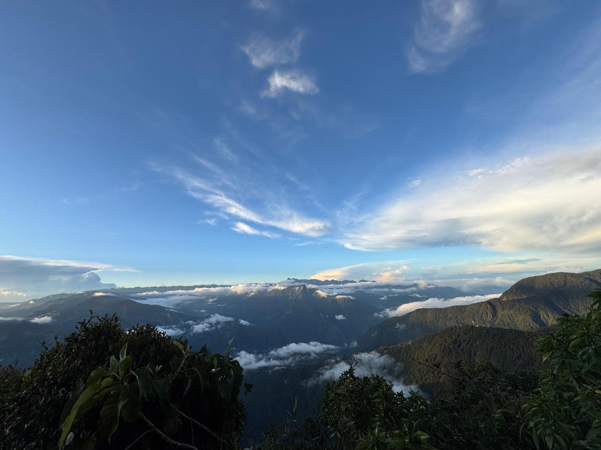 The Urban Getaway - 4 Bedrooms 3 Bath Apartment Banos (Tungurahua)